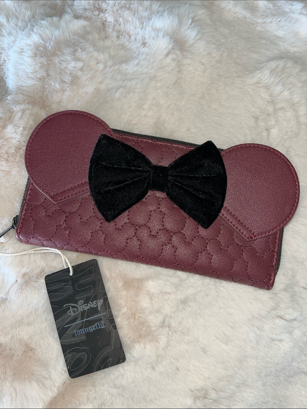 Disney lounge fly wallet